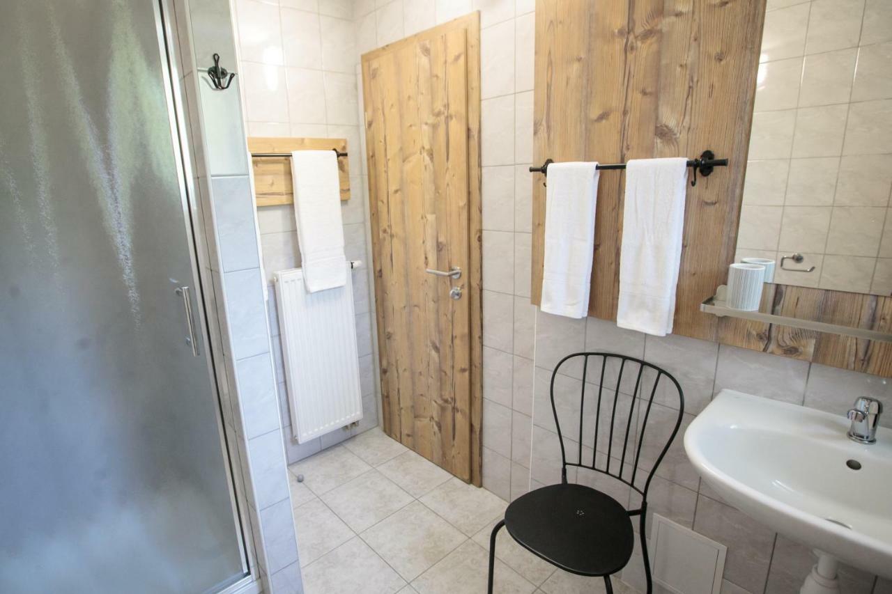 Hisa Poljana Rooms Prevalje Экстерьер фото